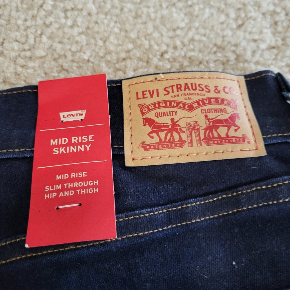 Women's Levis